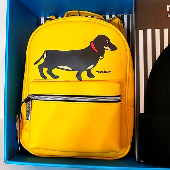 Marc Tetro Dachshund Mini Backpack & Beanie Set - Picture 2 of 7